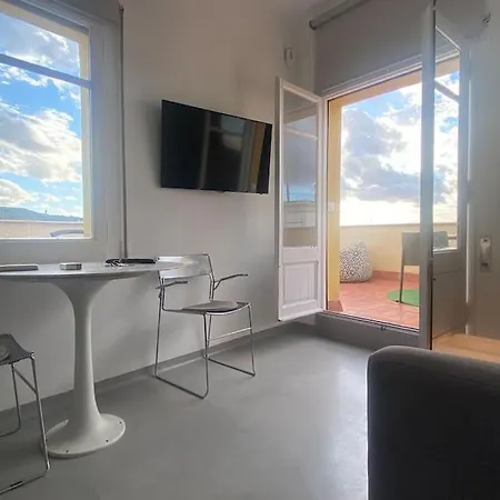 דירה With Terrace ברצלונה