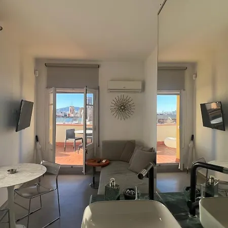 With Terrace ברצלונה